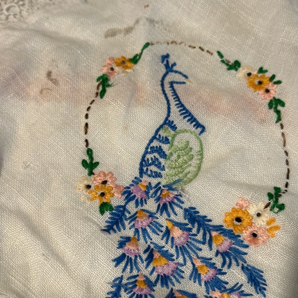 Linens Table Runner Lot of Cross Stitch Flower Basket needlepoint Bird misc 10++ - Picture 6 of 11